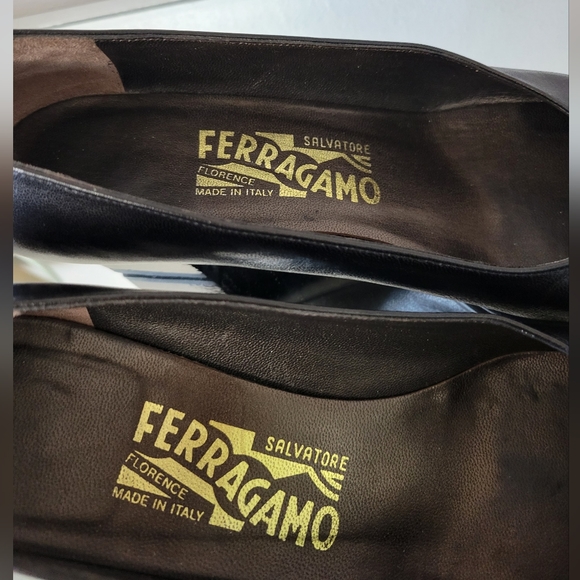 Salvatore Ferragamo Vintage Classic Square Toe Black Leather Block Heel US 7.5 - Picture 6 of 11